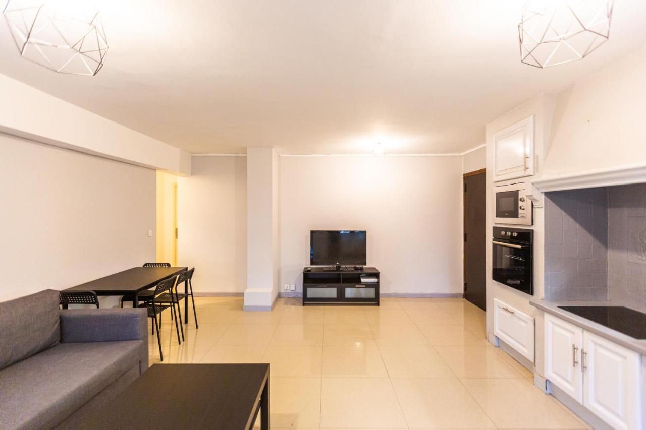 Ferienwohnung Superbe T4 Renove Spacieux Avec Stationnement Libre Et Gratuit Marseilles Exterior foto