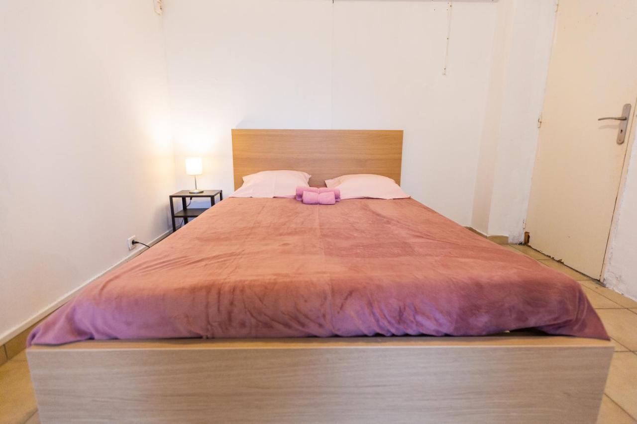 Ferienwohnung Superbe T4 Renove Spacieux Avec Stationnement Libre Et Gratuit Marseilles Exterior foto
