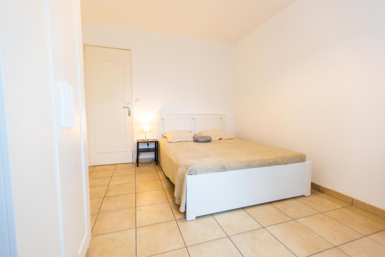 Ferienwohnung Superbe T4 Renove Spacieux Avec Stationnement Libre Et Gratuit Marseilles Exterior foto