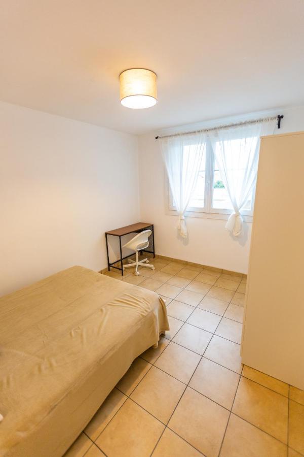 Ferienwohnung Superbe T4 Renove Spacieux Avec Stationnement Libre Et Gratuit Marseilles Exterior foto