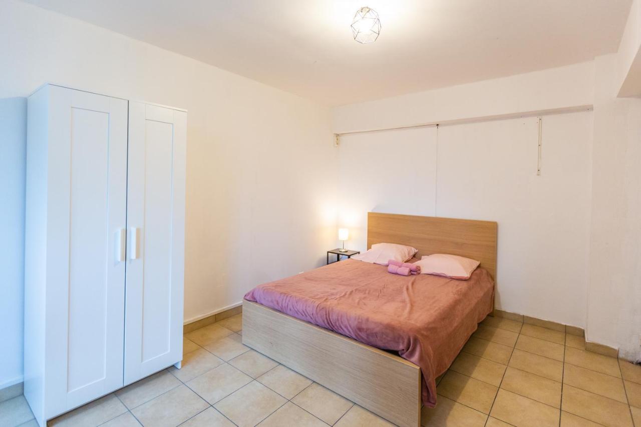 Ferienwohnung Superbe T4 Renove Spacieux Avec Stationnement Libre Et Gratuit Marseilles Exterior foto